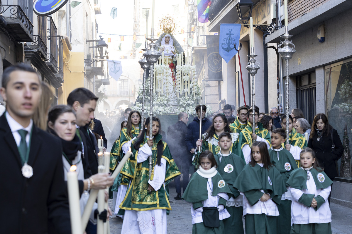 70 aniversario de la cofradia de la Esperanza.  / ISABEL GARCÍA