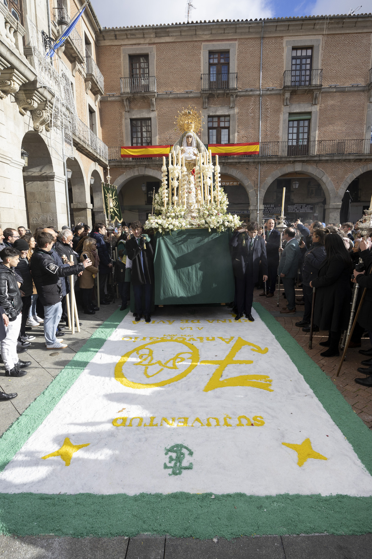 70 aniversario de la cofradia de la Esperanza.  / ISABEL GARCÍA