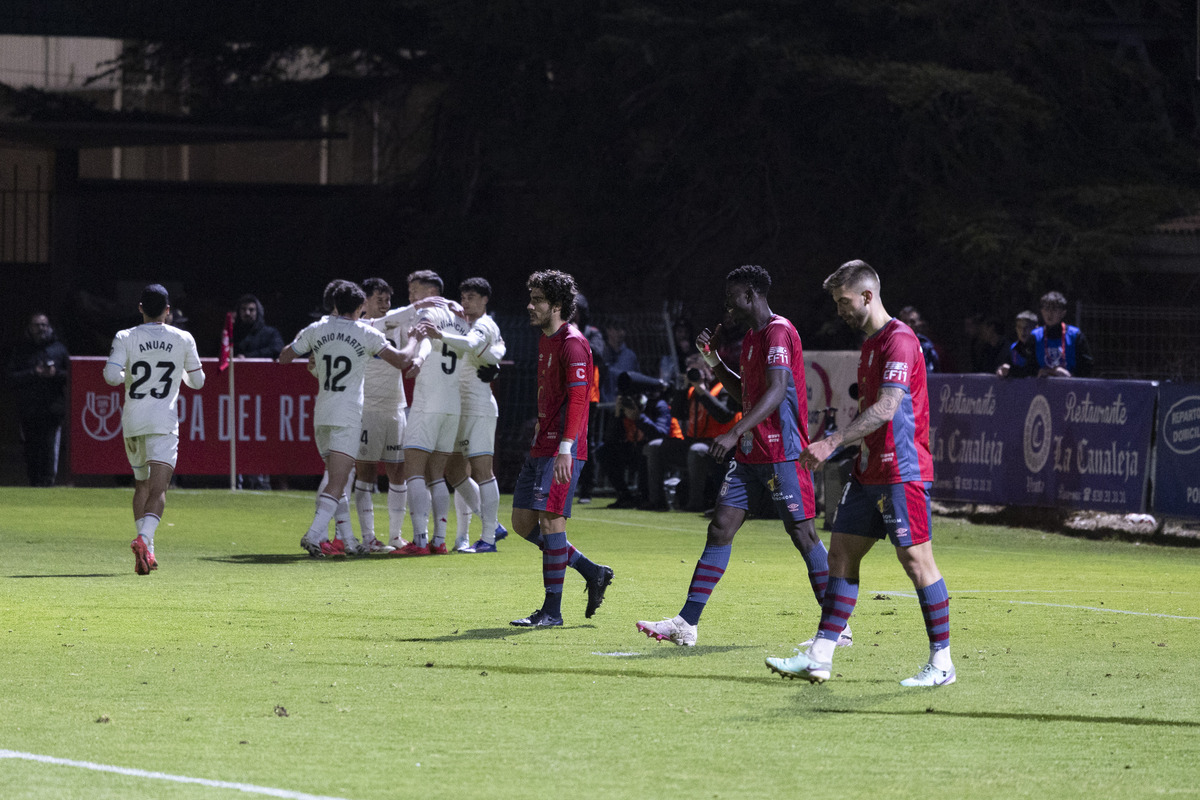 Copa del Rey Fútbol Real Ávila - Valladolid.  / ISABEL GARCÍA