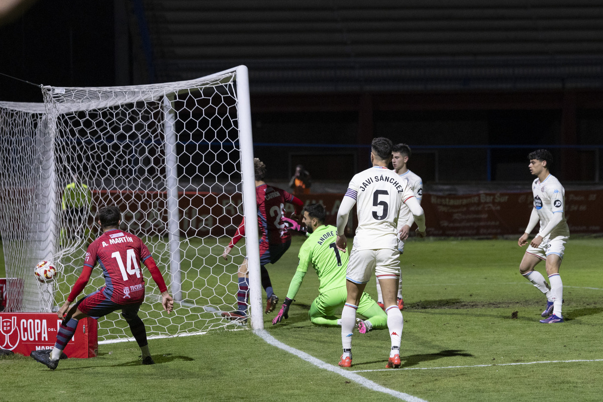 Copa del Rey Fútbol Real Ávila - Valladolid.  / ISABEL GARCÍA