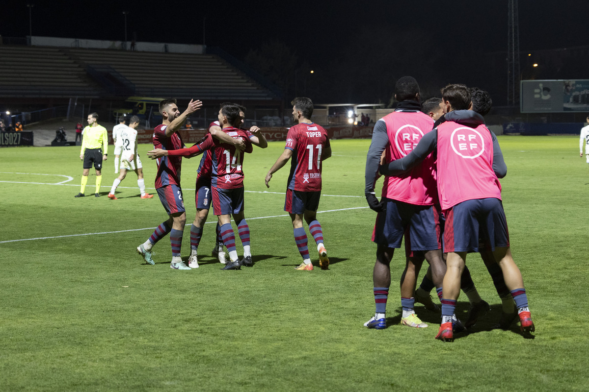 Copa del Rey Fútbol Real Ávila - Valladolid.  / ISABEL GARCÍA