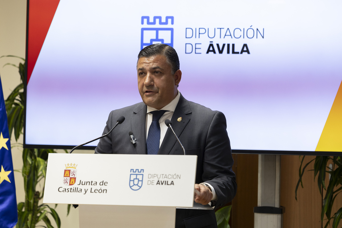 El presidente de la Junta de
Castilla y León, Alfonso Fernández
Mañueco, inaugura
la ampliación de la sede central
de la Diputación de Ávila  / ISABEL GARCÍA