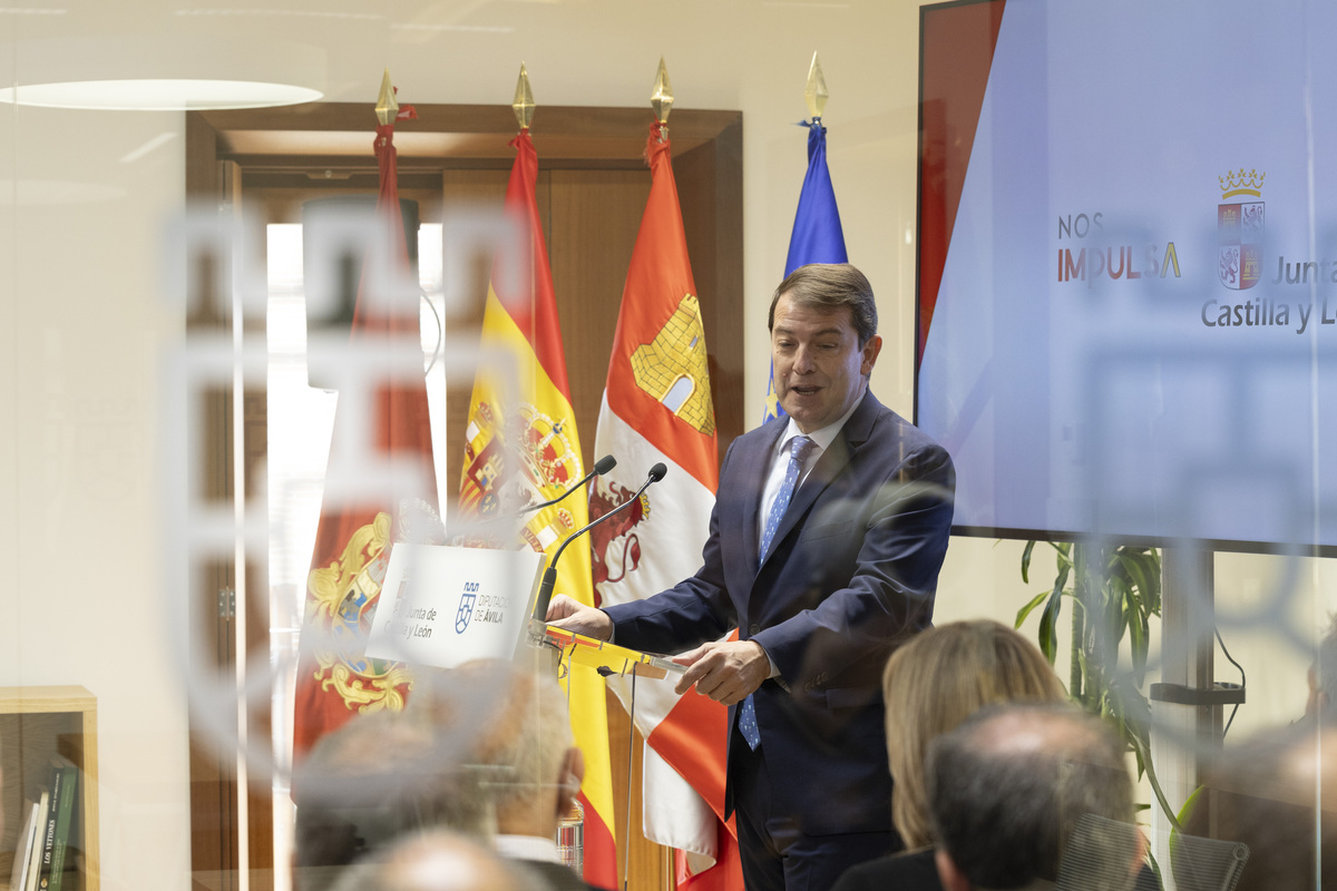 El presidente de la Junta de
Castilla y León, Alfonso Fernández
Mañueco, inaugura
la ampliación de la sede central
de la Diputación de Ávila  / ISABEL GARCÍA