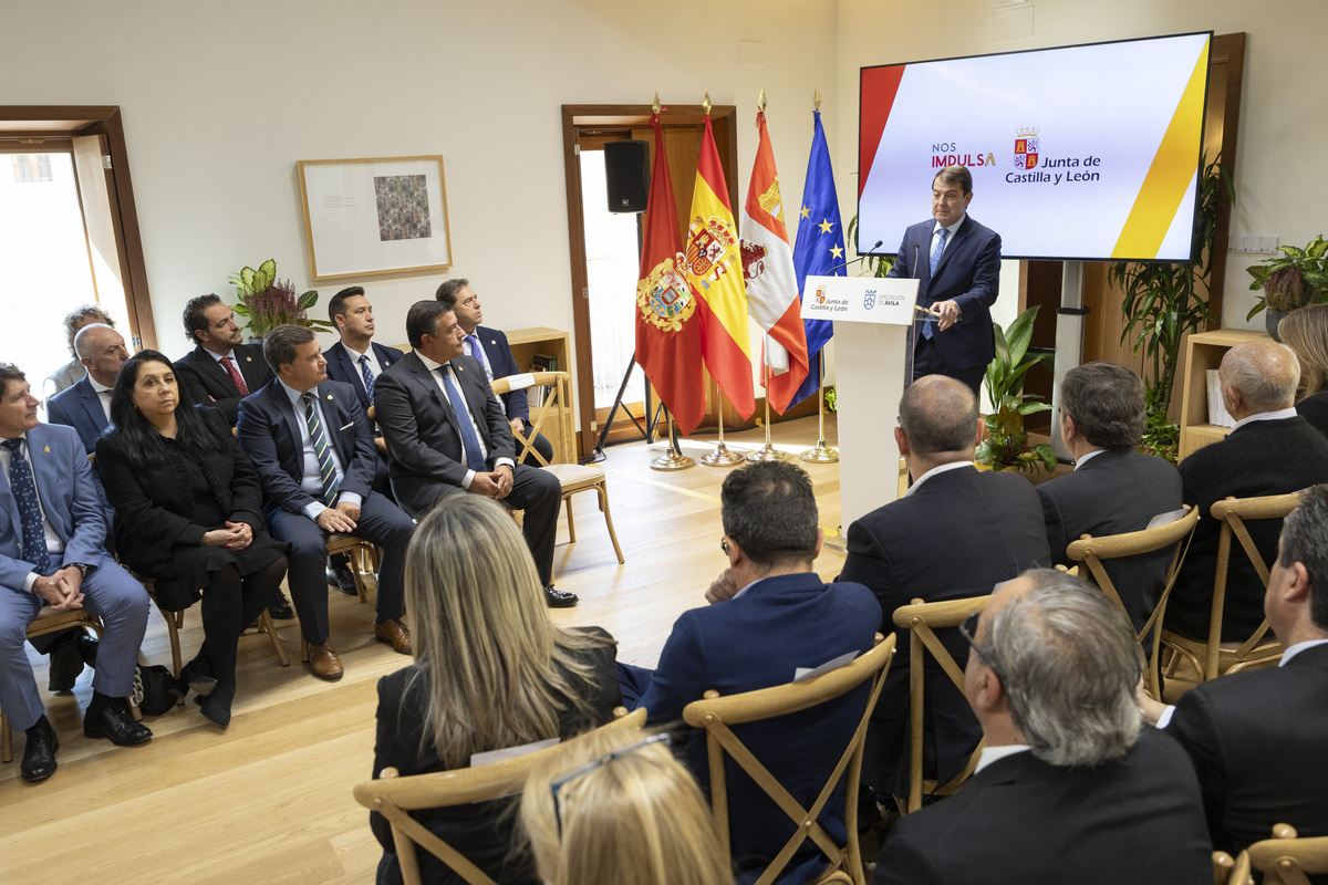 El presidente de la Junta de
Castilla y León, Alfonso Fernández
Mañueco, inaugura
la ampliación de la sede central
de la Diputación de Ávila  / ISABEL GARCÍA