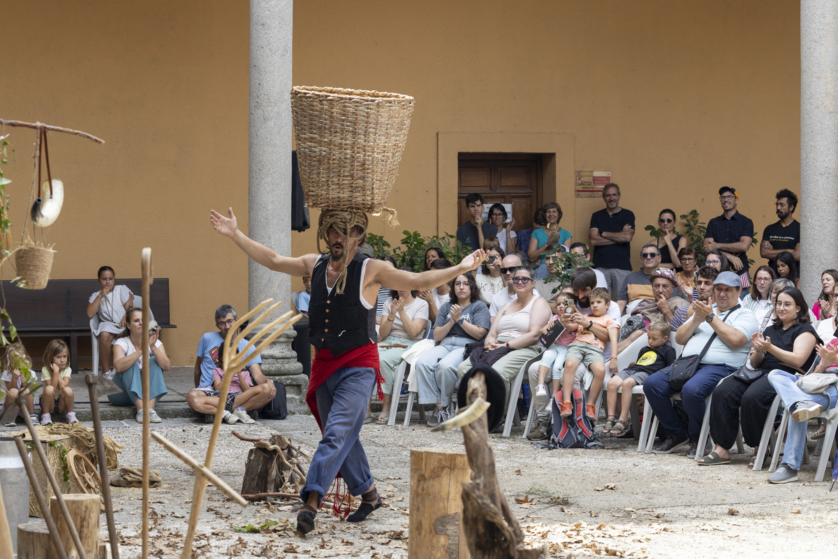 Festival internacional de circo,  Nando caneca.  / ISABEL GARCÍA