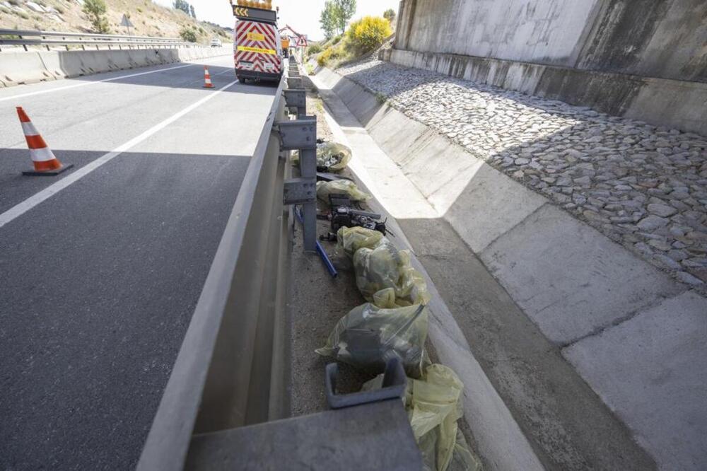 Mueren la mujer y el niño heridos en el accidente en la A-50