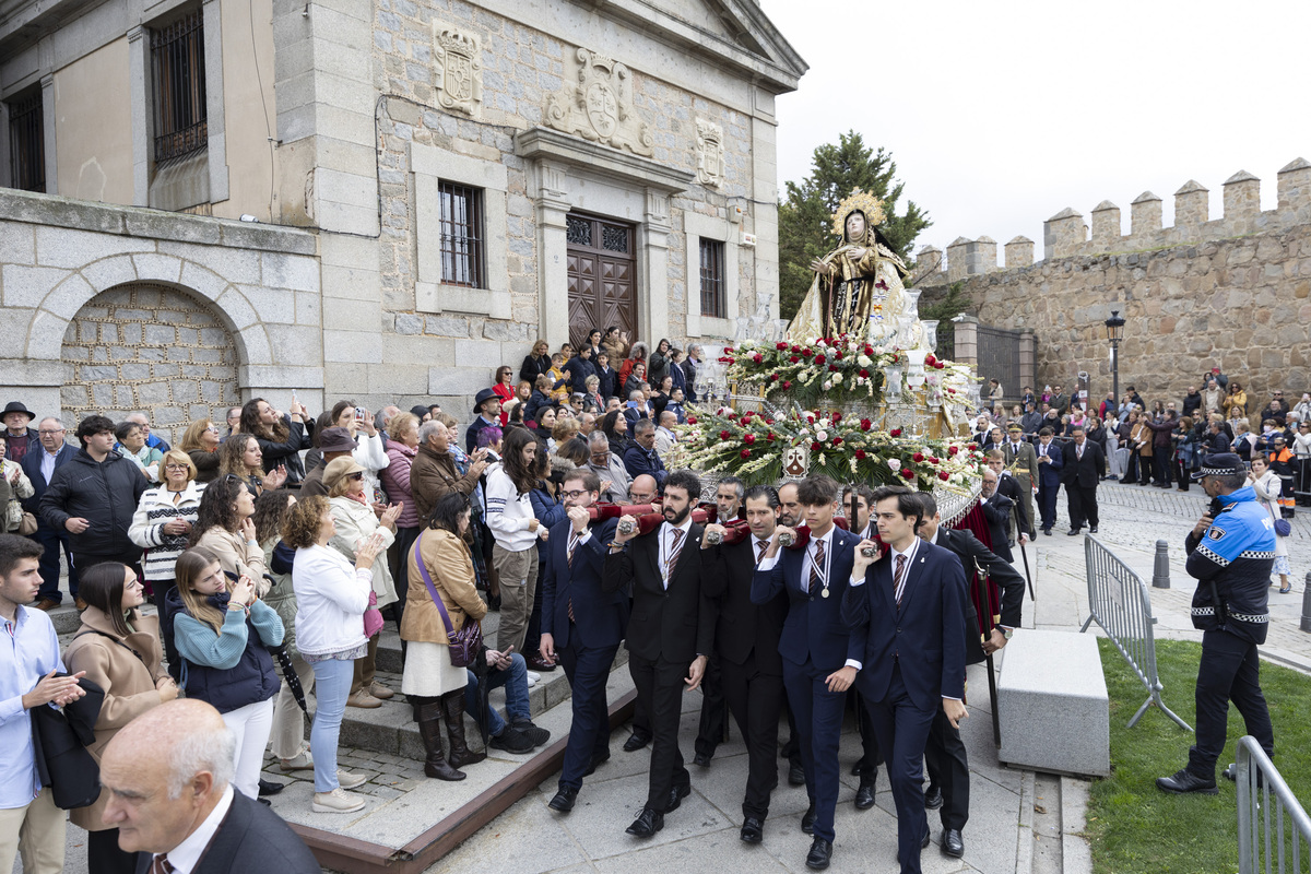 Procesion de La Santa. Santa Teresa de Jesus.  / ISABEL GARCÍA