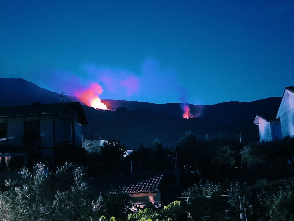 Estabilizado un incendio forestal en San Esteban del Valle