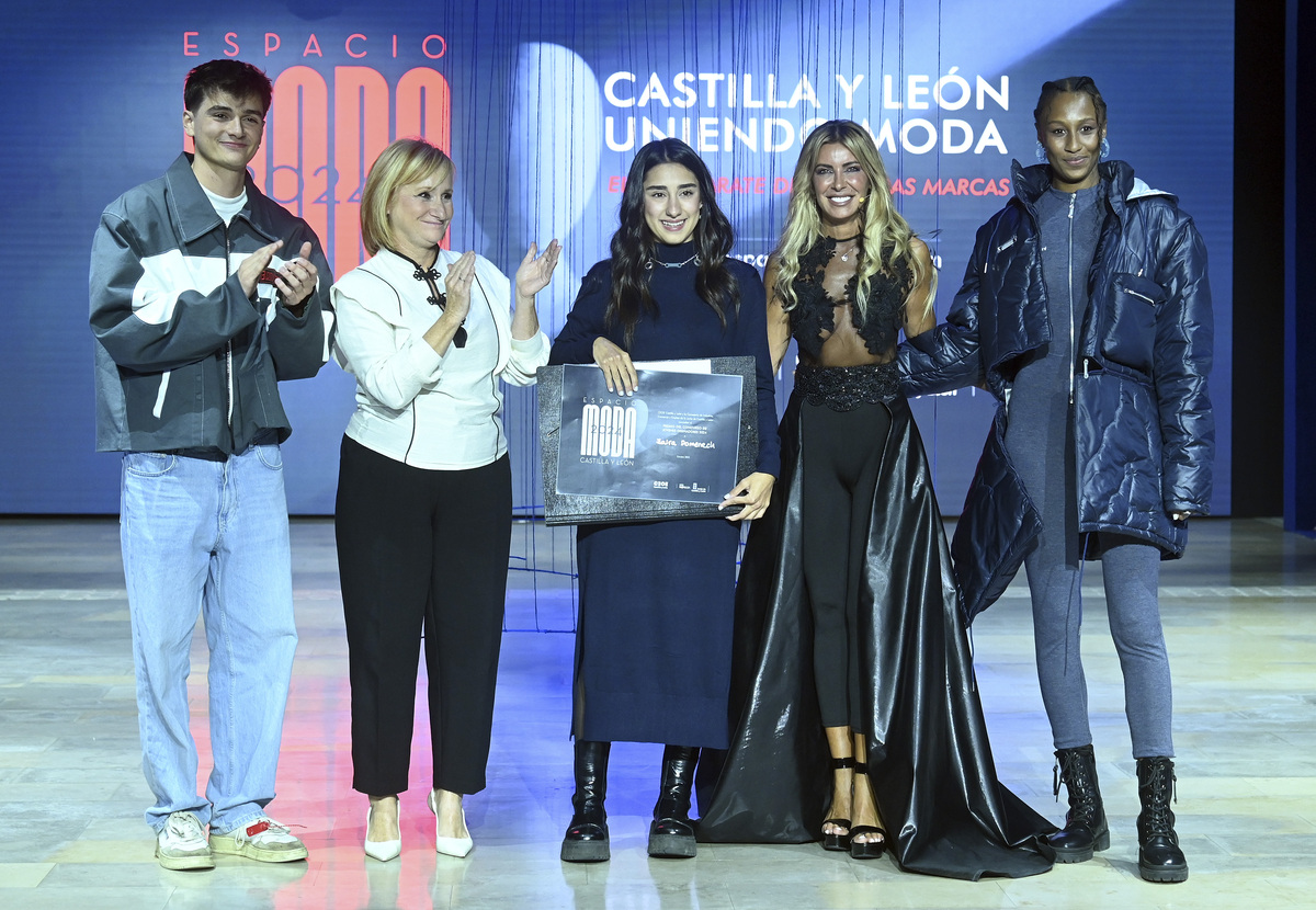 Zaira Domenech, premio jóven diseñador  / RICARDO ORDÓÑEZ ICAL