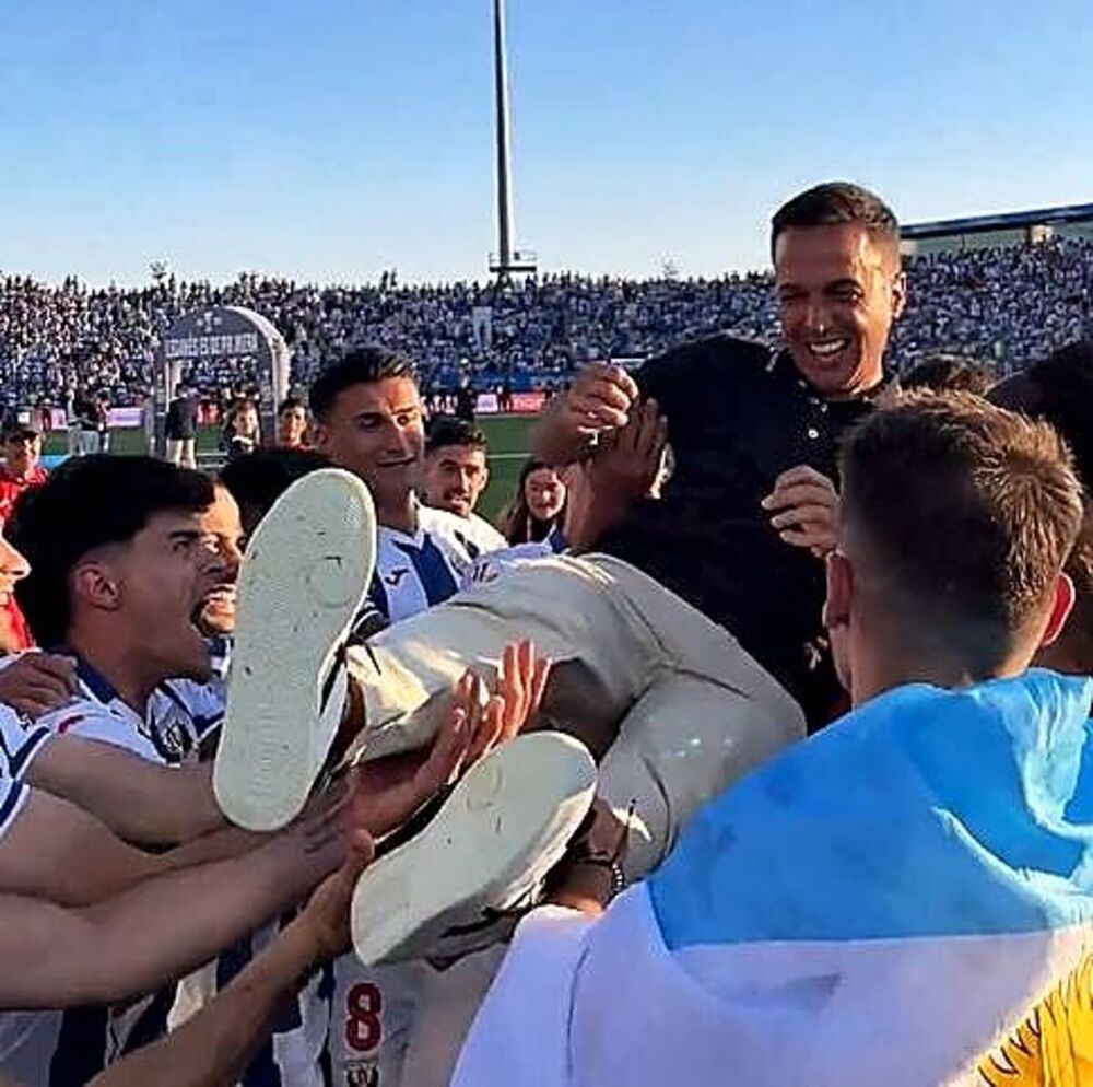 Imágenes de la celebración del ascenso del Leganés a Primera División, con el abulense Borja Jiménez como uno de los protagonistas destacados.