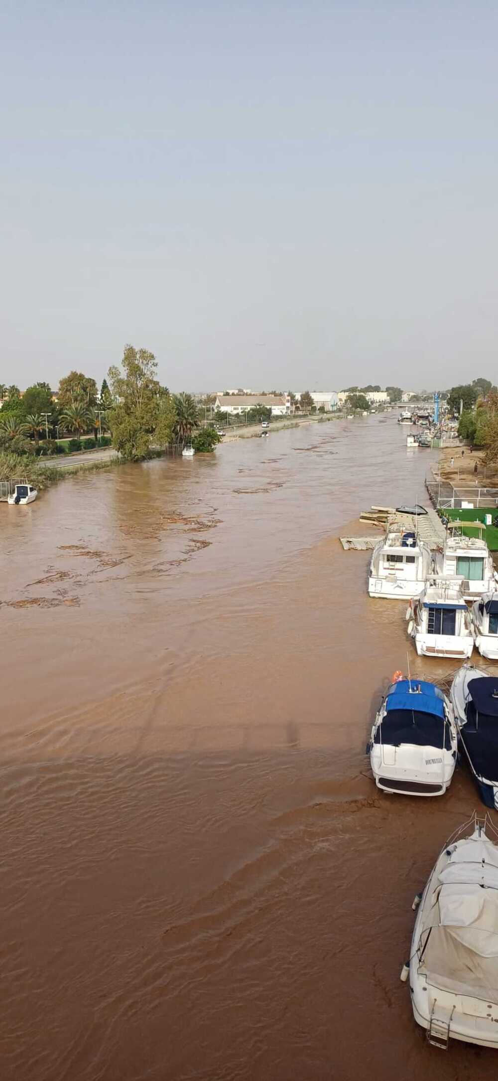 «El agua me llevaba»