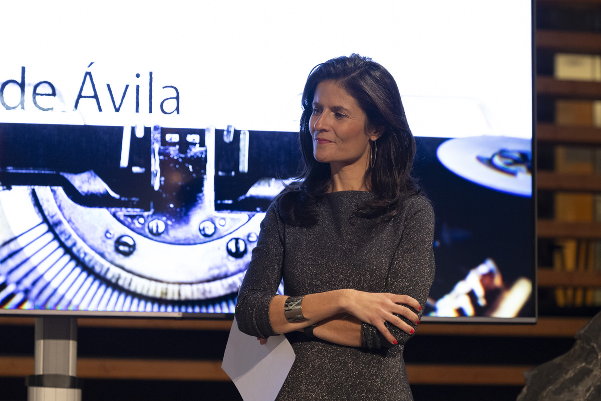 Entrega de Premios del Certamen
Escolar de Portadas de Diario
de Ávila por el 125 aniversario.  / ISABEL GARCÍA