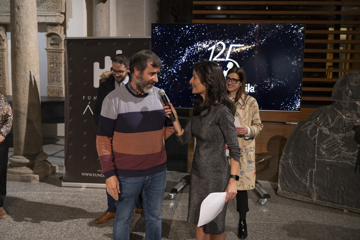 Entrega de Premios del Certamen
Escolar de Portadas de Diario
de Ávila por el 125 aniversario.  / ISABEL GARCÍA