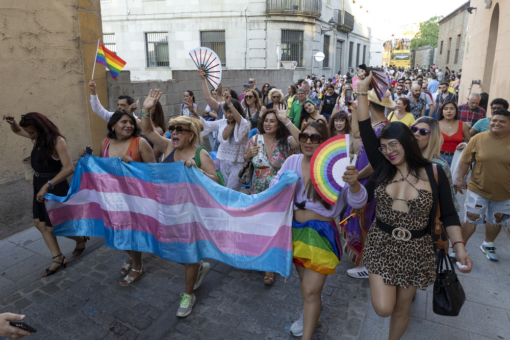 Ávila sale a la calle un año más con orgullo