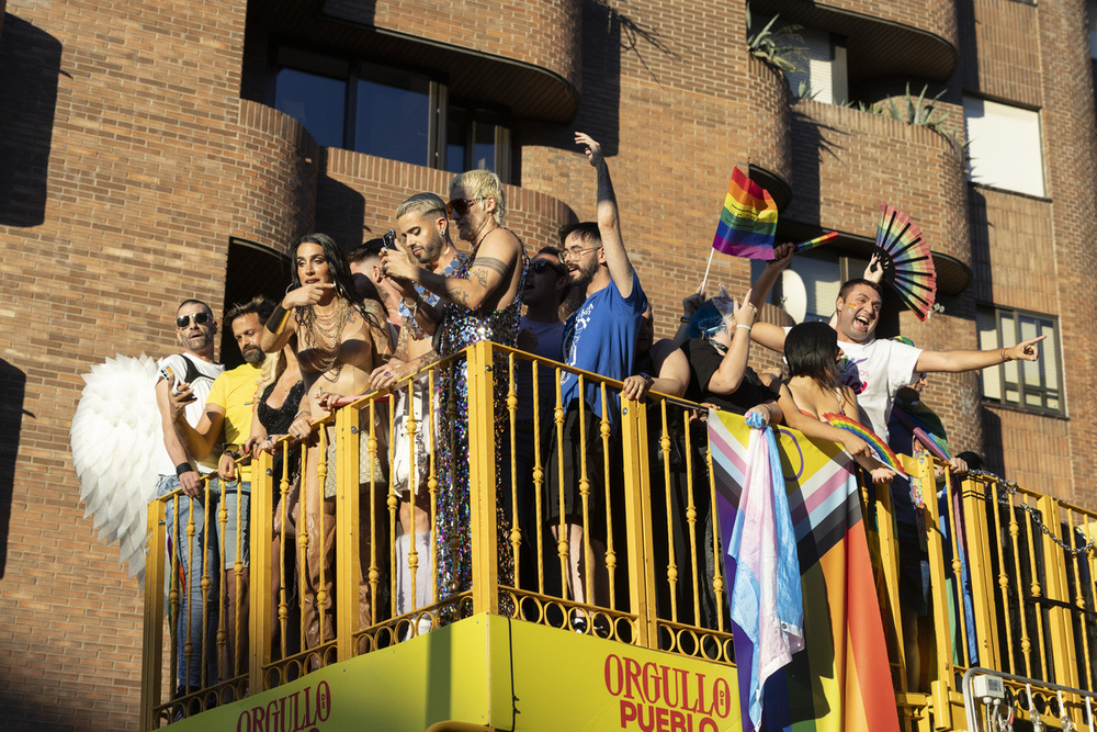 Ávila sale a la calle un año más con orgullo