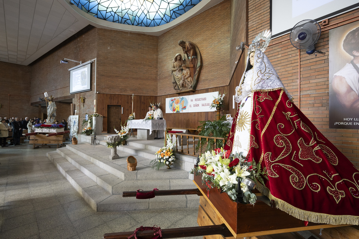 Domingo de Resurrección, procesión de Resucitado, Semana Santa 2024.  / ISABEL GARCÍA