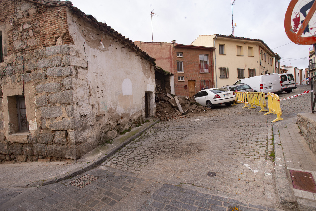 Otro derrumbe en el barrio de Las Vacas.  / DAVID CASTRO