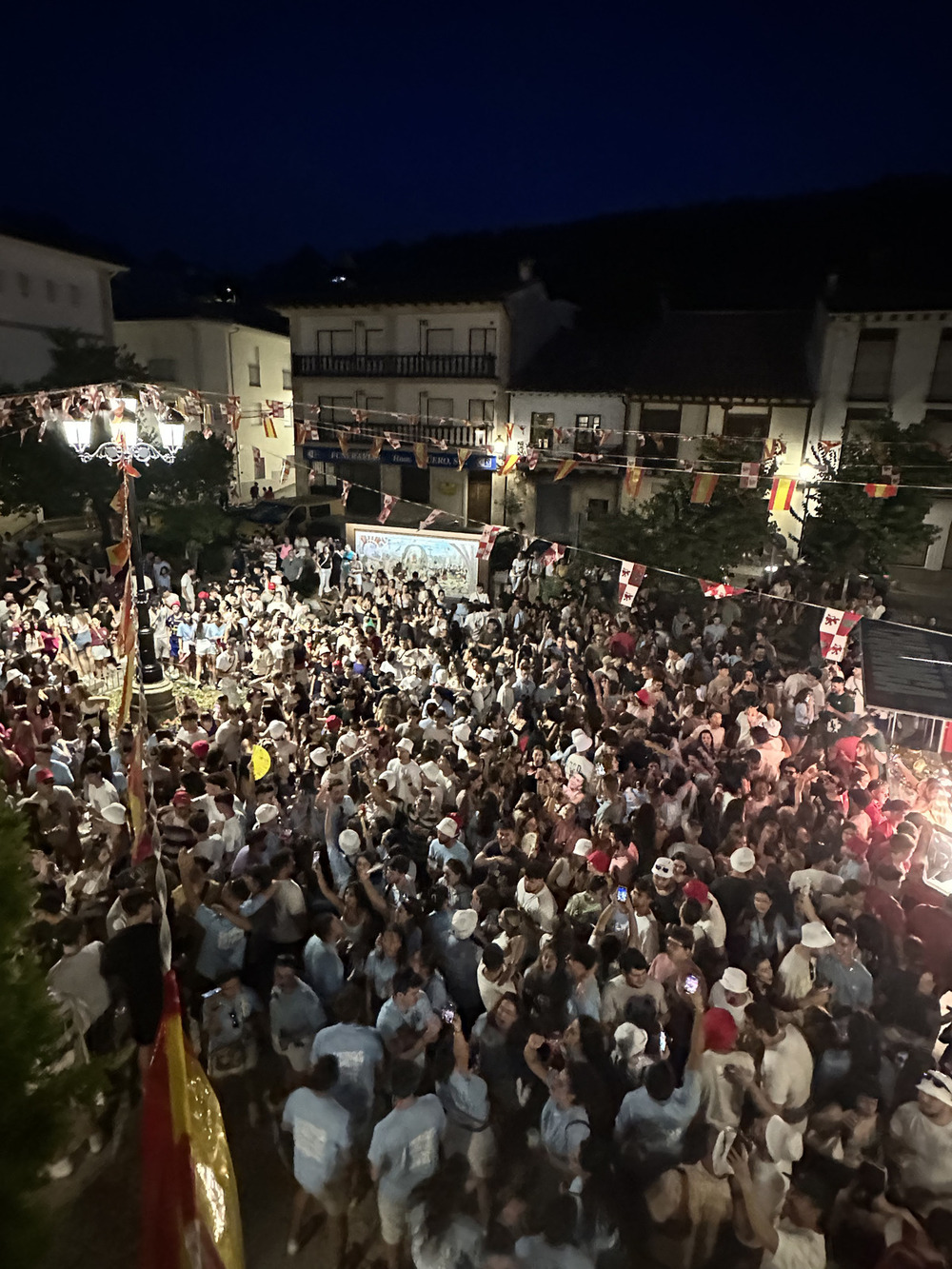 Arturo Aguilar pronunció un multitudinario Pregón de las Peñas