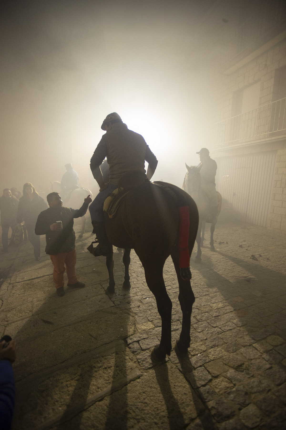 Luminarias de San Bartolomé de Pinares.  / DAVID CASTRO