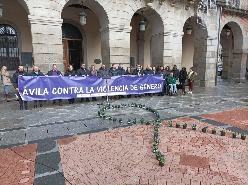 Ávila está con las mujeres