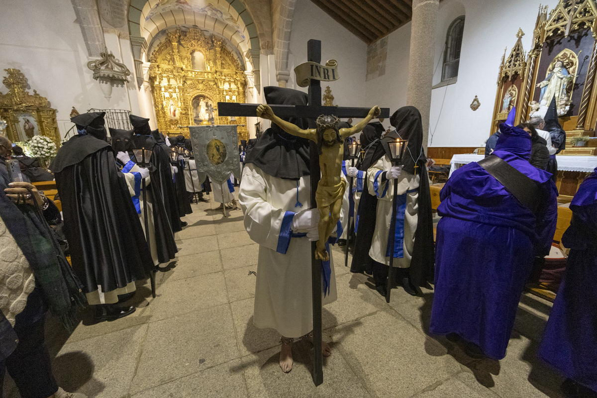 Suspendida la procesión del Miserere.  / DAVID CASTRO