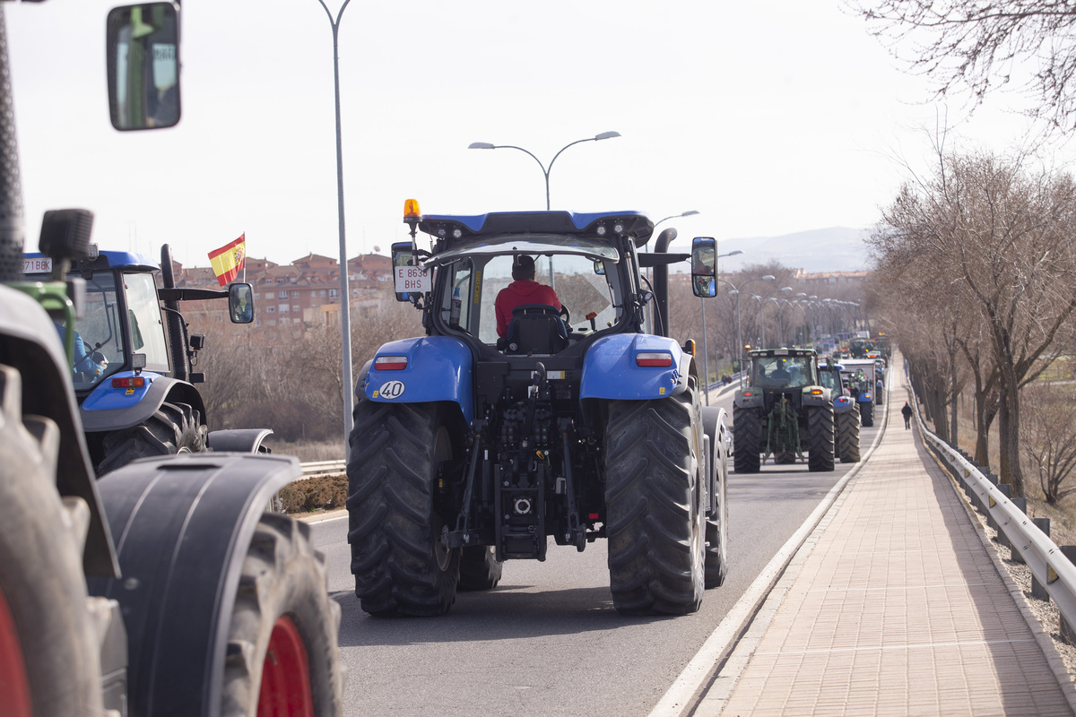 Tractorada por la capital.  / ISABEL GARCÍA