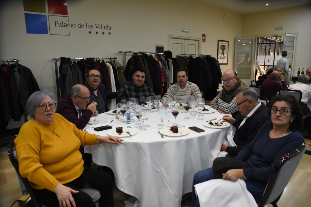 Gala taurina llena de jóvenes promesas y glorias afianzadas