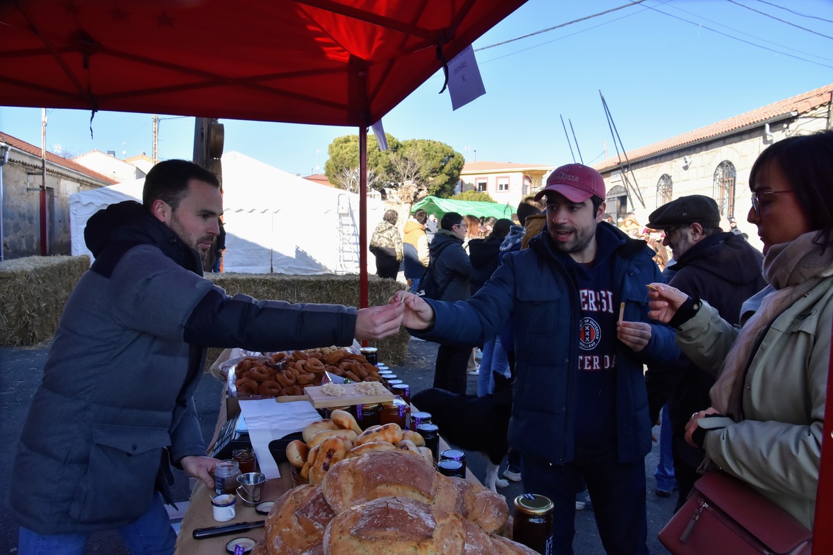 Diferentes instantes de la celebración X Matanza Tradicional de Martiherrero  / GONZALO GONZÁLEZ DE VEGA