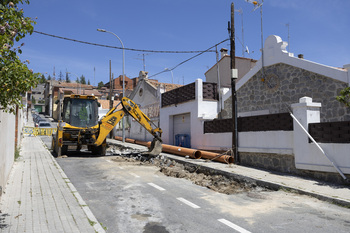 Renovación de redes de saneamiento en 2 calles de la zona sur