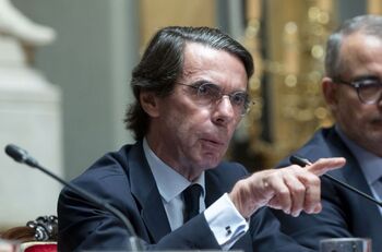 Aznar hace un llamamiento para movilizar a la ciudadanía