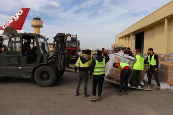 Entra en vigor la primera tregua entre Israel y Hamás