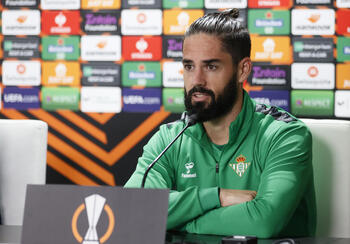 Isco renueva con el Betis hasta 2027