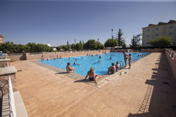 ¿Qué no puedo hacer en la piscina?