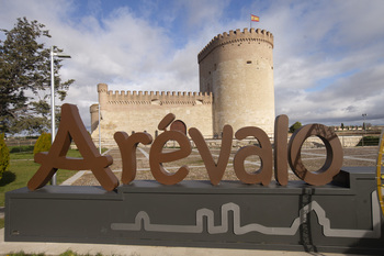 Arévalo se lleva el Premio Pueblo Mágico de Castilla y León