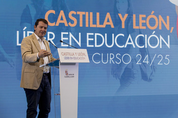 Mañueco se compromete a mejorar “la excelencia” educativa