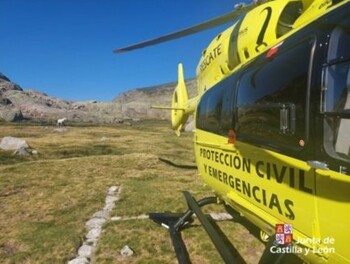 Evacuada una montañera en Gredos al lesionarse un tobillo