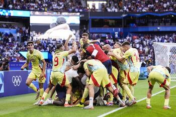 Camello venga a Arconada con el oro en París