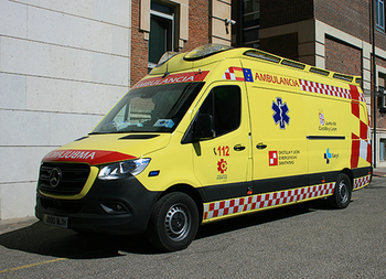 Dos mujeres heridas en  una colisión entre 2 turismos en Ávila