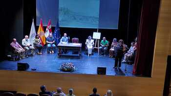 El Barco de Ávila reconoce la labor creativa de Jorge Perellón