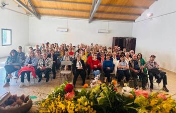 El club de lectura rural recibió en Solosancho a Nuria Labari
