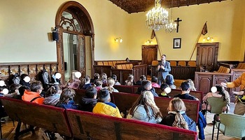 Visita de alumnos de El Pradillo al Ayuntamiento