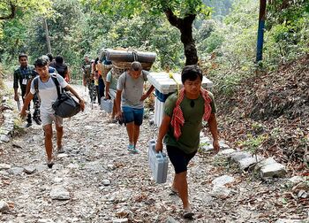 44 días con las urnas a cuestas