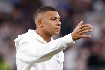 Mbappé sufre una lesión muscular a cuatro días del derbi