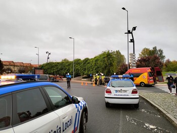 Accidente de tráfico sin heridos en la rotonda de los 7 caños