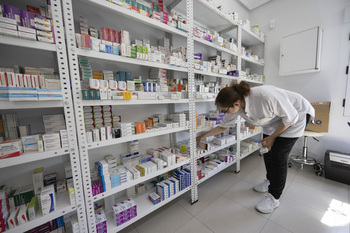 Farmacias afrontan problemas de comunicaciones y rentabilidad