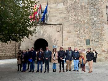 Ávila muestra su apoyo a las víctimas de la tragedia