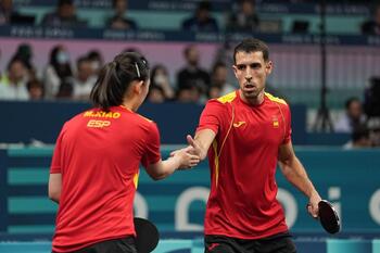 María Xiao y Álvaro Robles se despiden de las medallas