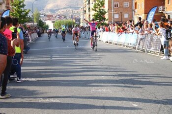 Adrián Prieto se lleva el Trofeo de El Tiemblo