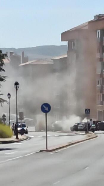 Arde un coche en Hornos Caleros