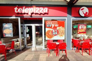 Telepizza 'reenamora' a los segovianos con promociones únicas